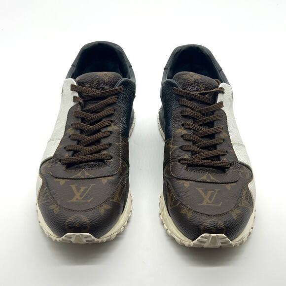Size 7.5US - Louis Vuitton Runaway Triple Monogram Sneakers - Picture 2 of 8